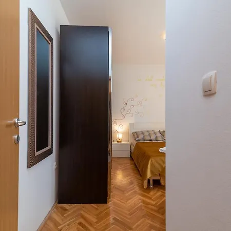 Apartman Andela Apartamento *